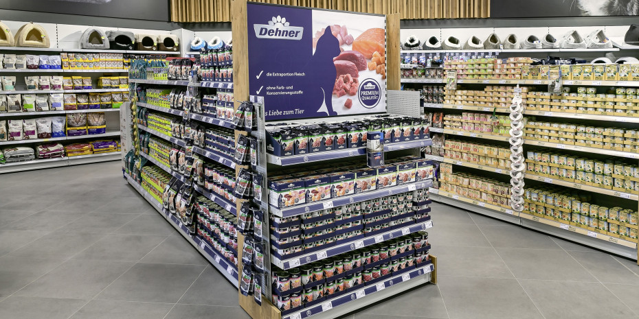 German garden centre chain Dehner offers a wide range of exclusive private labels in the pet segment. 