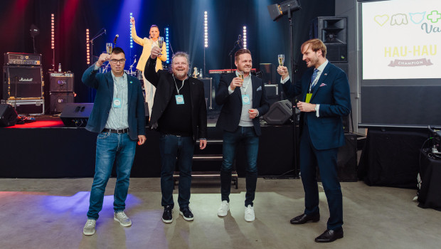 Happy with the new production facility in Finland (from left): Jakub Majer (CEO Vafo Praha), Pavel Bouška (Chairman of the board Vafo Group), Timo Pärssinen (CEO Prima Pet Premium OY), and Adam Vojtěch (Ambassador of the Czech Republic to Finland).