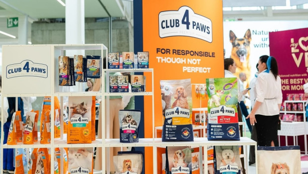 In Romania, these are the first Fressnapf stores in Europe to stock pet food such as Kormotech's Club 4 Paws brand. In Romania, these are the first Fressnapf stores in Europe to stock pet food such as Kormotech's Club 4 Paws brand.