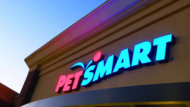 PetSmart operates over 1 500 stores in North America.