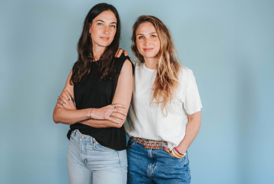 Valerie Henssen (left) and Tessa Zaune-Figlar, the managing directors of Vegdog.